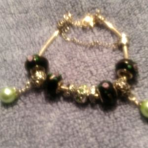 Beautiful Marino Beads Silver Bracelet